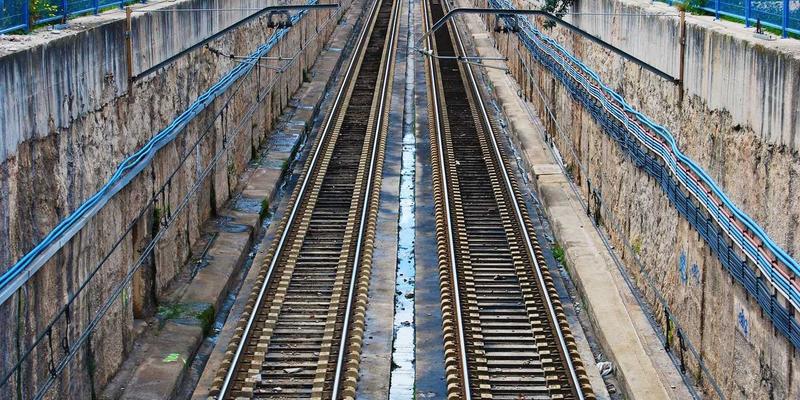 精密零件与传动部件守护者：自动化设备中工业热交换器的结垢防治与高效清洗技术全解析