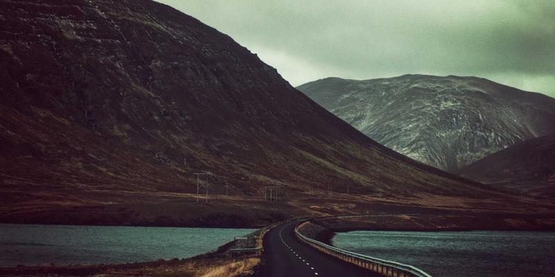 精密零件如何赋能现代工业设备？福耐德的技术突破与行业启示